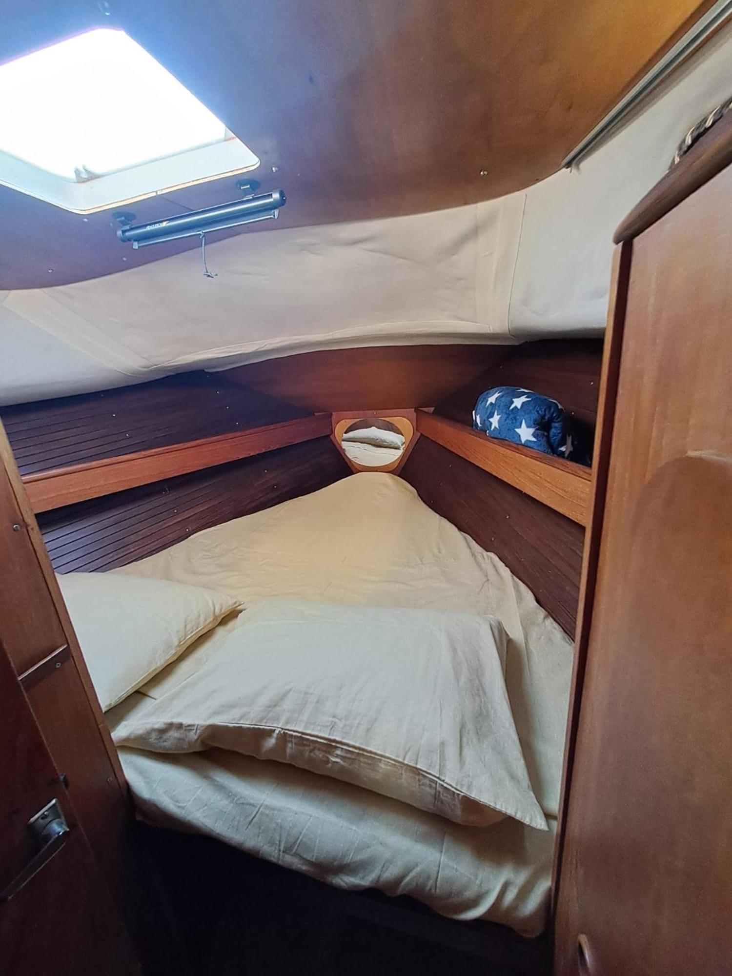Отель Bed & Boat Brezza Del Mare Виареджо Экстерьер фото